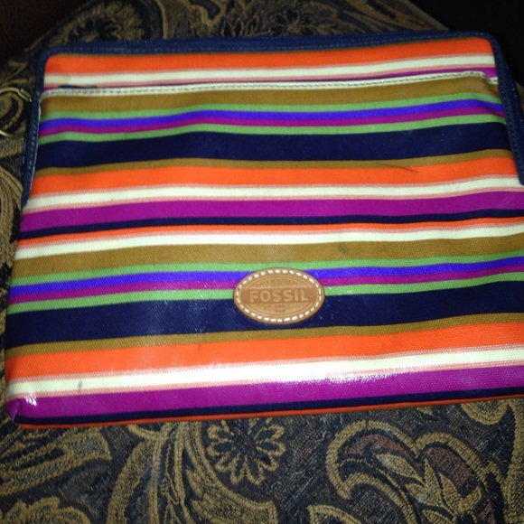 Fossil tablet case