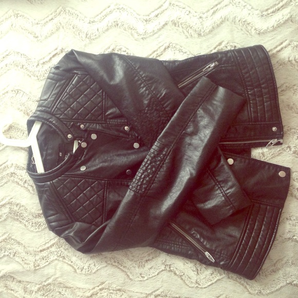 Detailed leather jacket