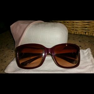Authentic Oakley suglasses discreet
