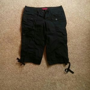 Cargo Capri pants