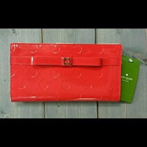 **TRADED** Kate Spade Wallet