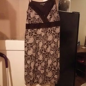 DRESS AND GREEN DRESS FOR YOUBA