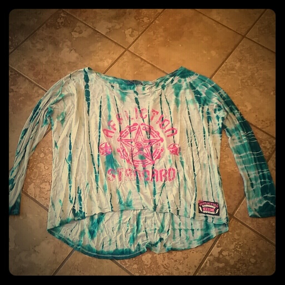 Affliction high low top