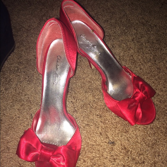 Red Bow Heels