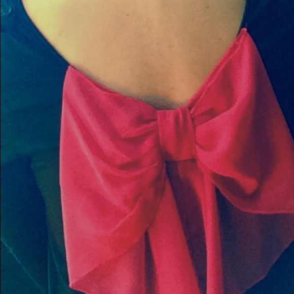 Black top with Hot pink Bow Jr Large fits most - Picture 2 of 2