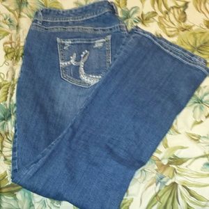 Maurices Boot cut jeans & LYS top Bundle
