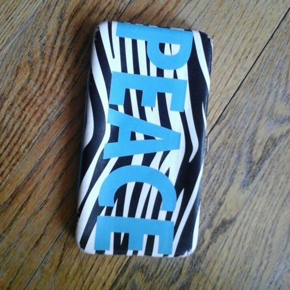 Peace wallet