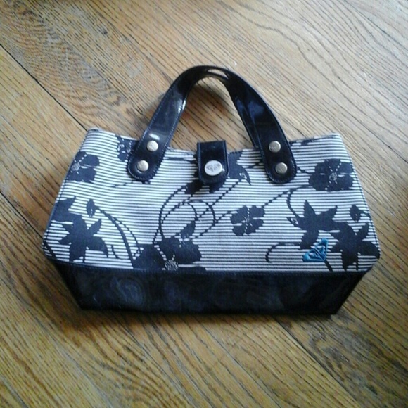 Roxy purse