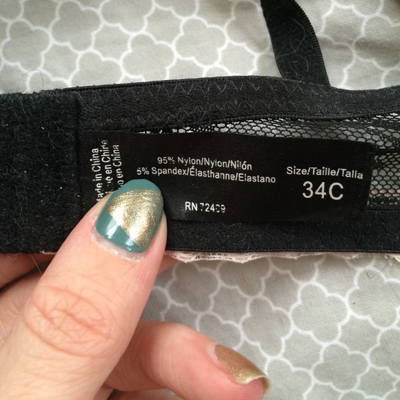 Pink and black lace 34C push-up bra - barely worn - Picture 4 of 4