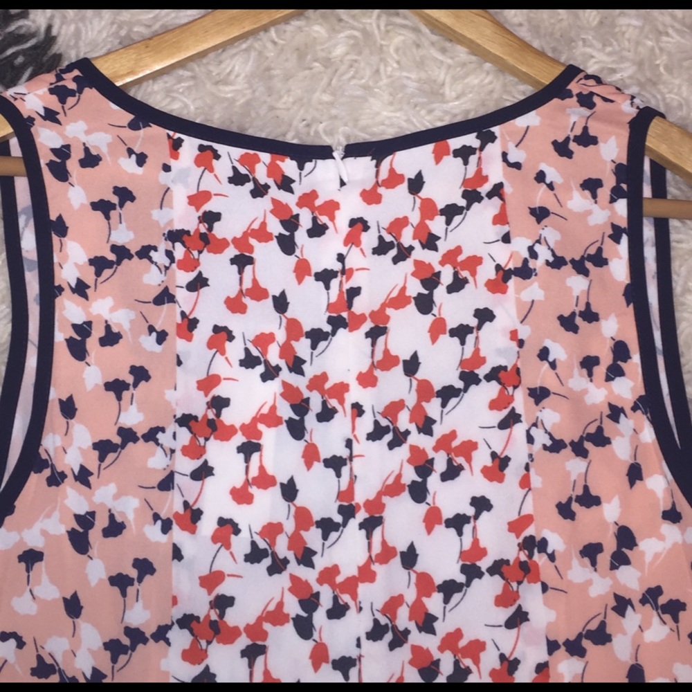 🎈LAST ONE🎈Red Roses and Floral Navy/Pink Dress - Picture 4 of 5