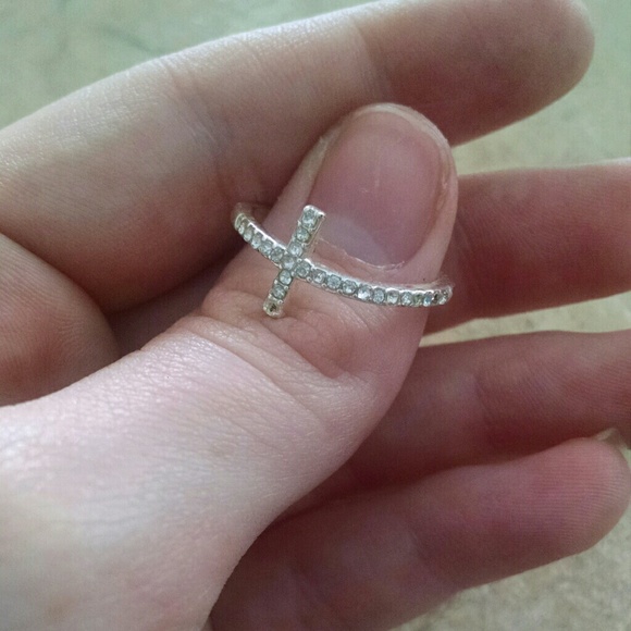 Cross ring