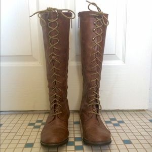 BOOTS Brown lace-up knee high