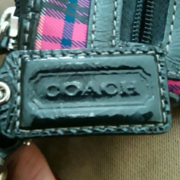AUTHENTIC Coach sling bag - Picture 2 of 3