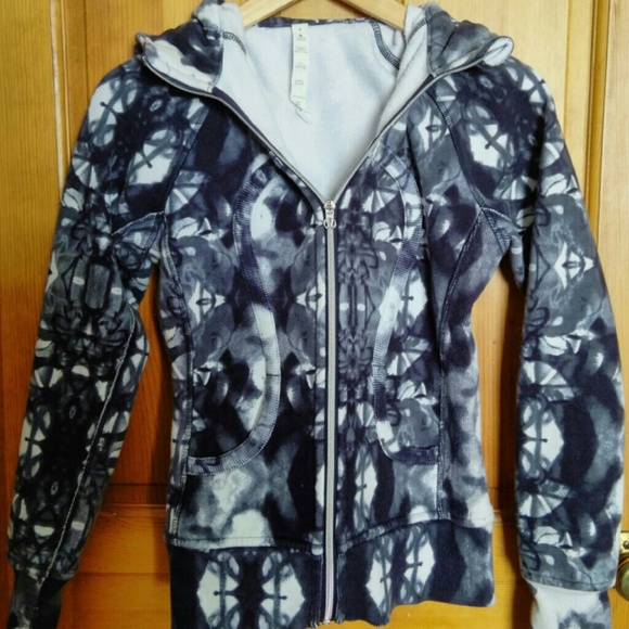 Like New Lululemon zip up hoody