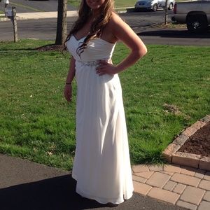Off-White Strapless Prom Dress