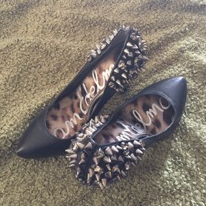 🎉HOST PICK🎉Sam Edelman Spike pumps