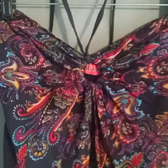 Colorful Keyhole Dress - Picture 3 of 4