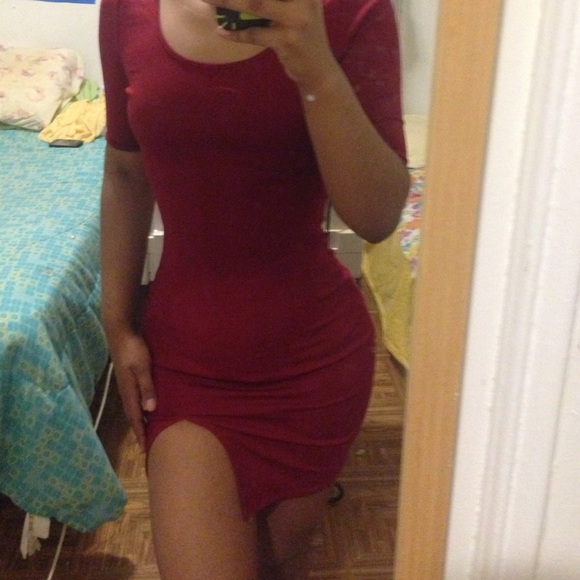 Red dress - Picture 4 of 4