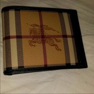 Burberry wallet!!