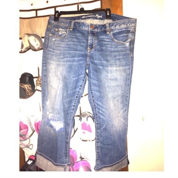 AE capris
