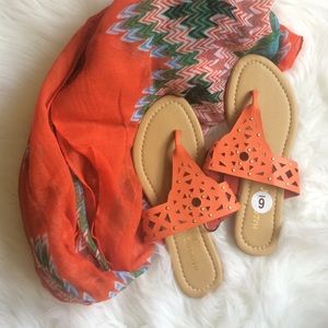3 for $15 🥳 Orange Laser Cut Sandals