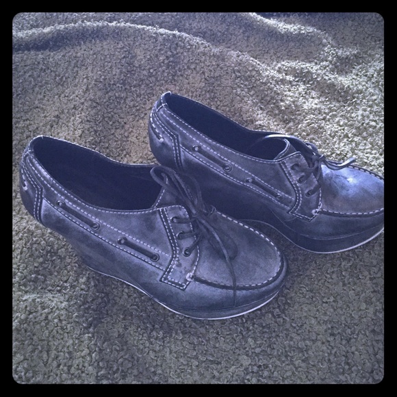 JOE'S grayish leather wedges🌹 very rare🌹