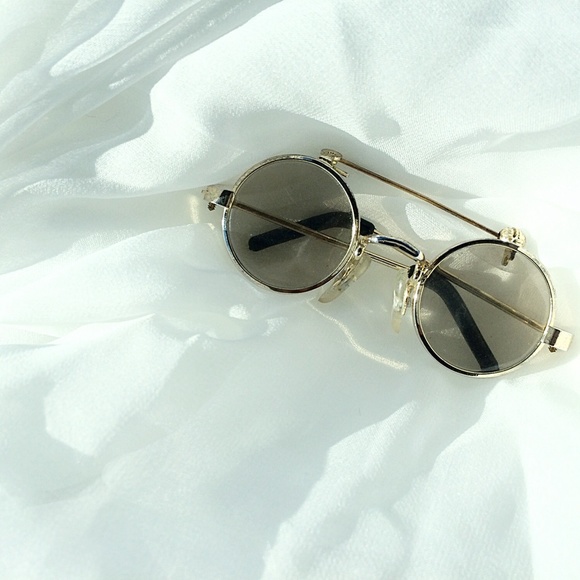 Gold Doll Glasses Brooch