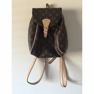 🚫SOLD🚫 Brown fashionable backpack