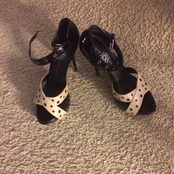 Cream and oh so black