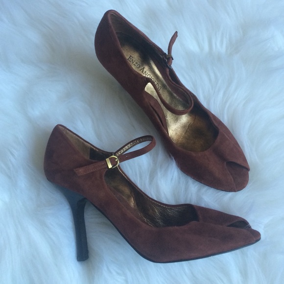 3 for $15 🥳 NWOT Rust Peep Toe Heels