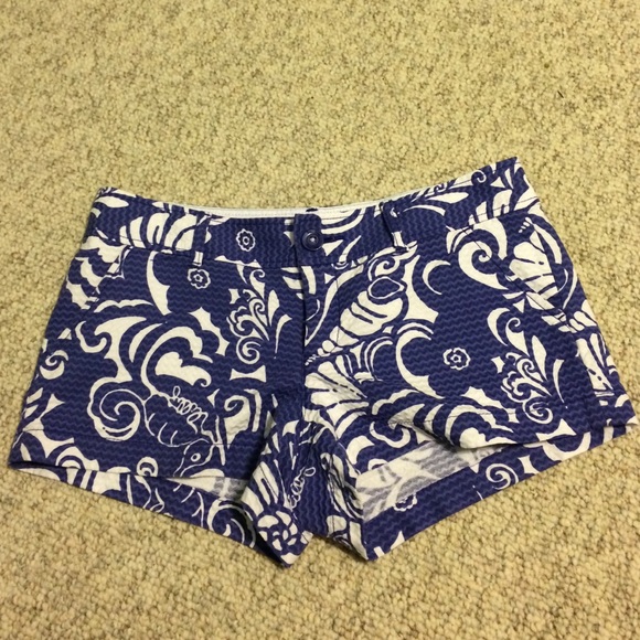 Lilly Pulitzer Walsh Shorts (4) Tide pool print