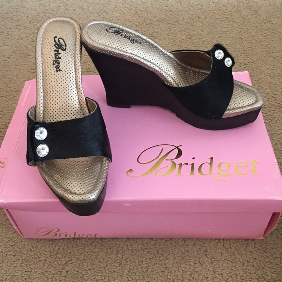 Bridget Glitz Wedge