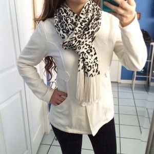 White/cream coat jacket