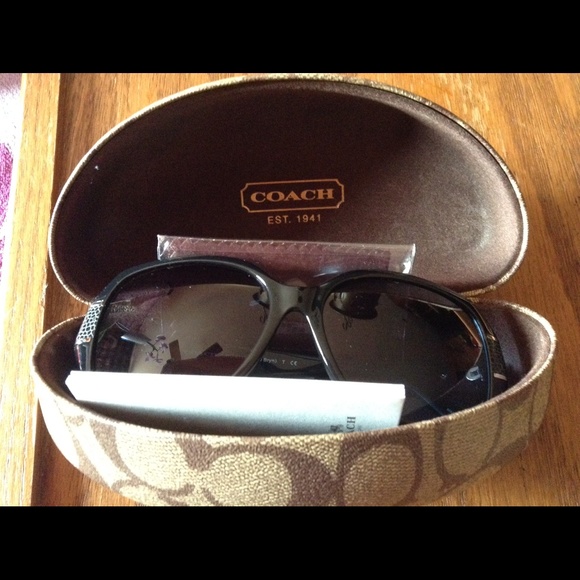 Authentic Coach Sunglasses - Picture 2 of 4