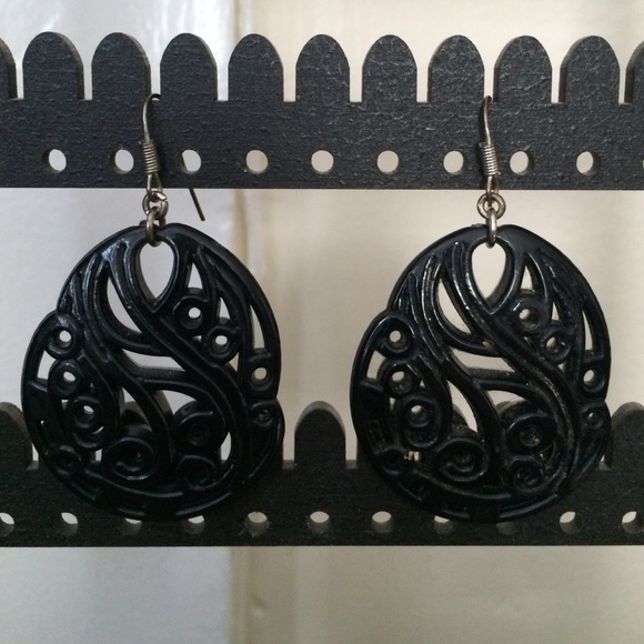 Black dangles - thick black bohemian, lightweight - Picture 3 of 3
