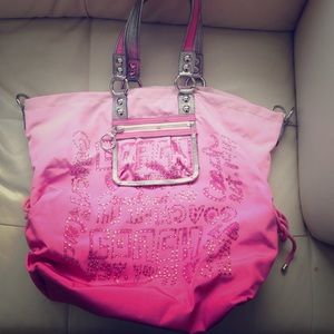 SALLEEE! 🎉 RARE. Auth. Coach Purse w/ Swarovski