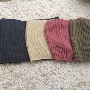 Four chunky knit infinity scarves!