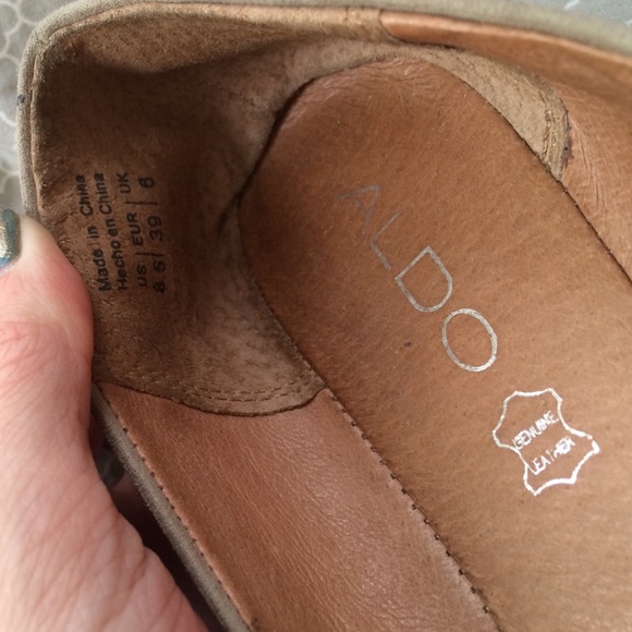 Neutral Aldo flats with brass eyelet details - Picture 3 of 3