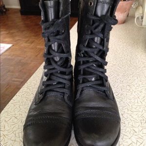 SOLD!!!! Steve Madden troop boots
