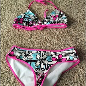 Pink bikini top large bottom medium