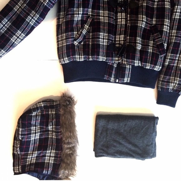 Plaid jacket - Picture 3 of 4