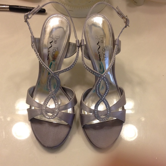 🌷 Prom Heels 🌷 - Picture 2 of 2