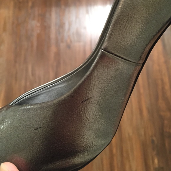 Metallic heels!!! 👠🙋 - Picture 4 of 4
