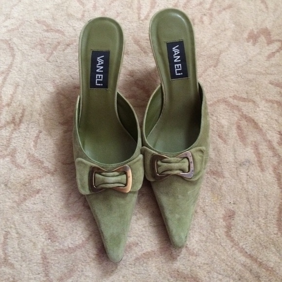 Green Vaneli shoes