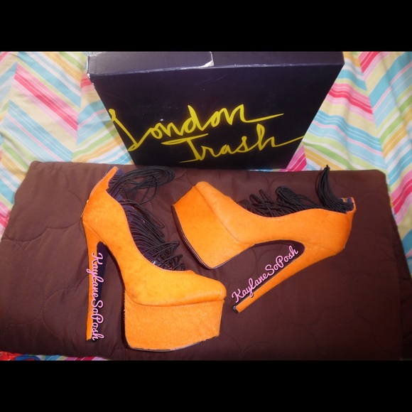Ceres - Orange London Trash Pumps