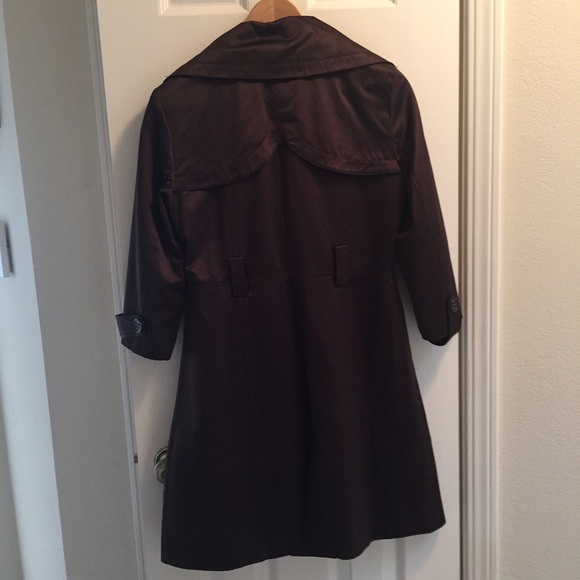 🎉SALE! BEBE Brown Satin Coat - Picture 4 of 4