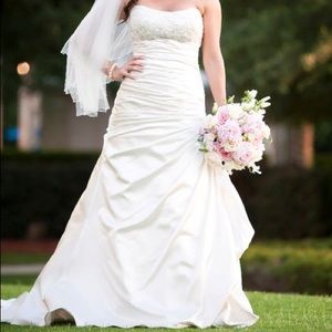 Maggie Sottero wedding dress