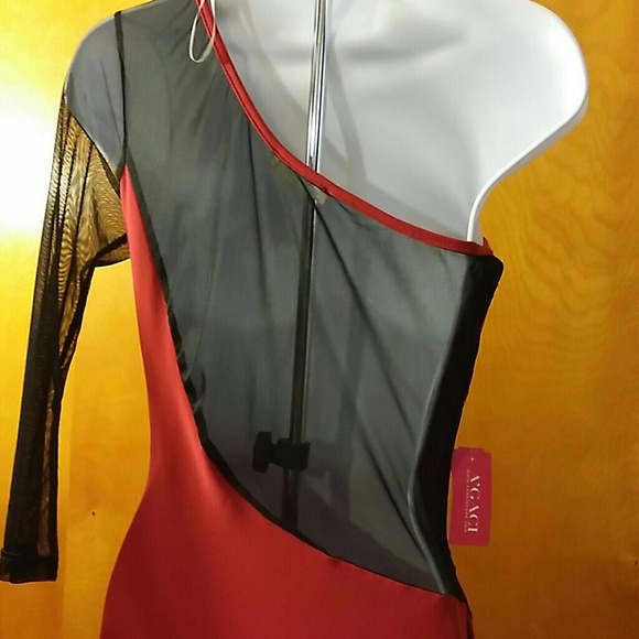 🚫🚫SOLD🚫🚫 Cute dress! - Picture 2 of 4
