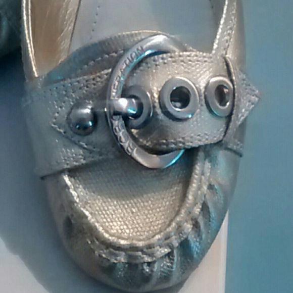 Sold - Picture 2 of 4