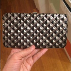 Brand new, w/out tag wallet clutch